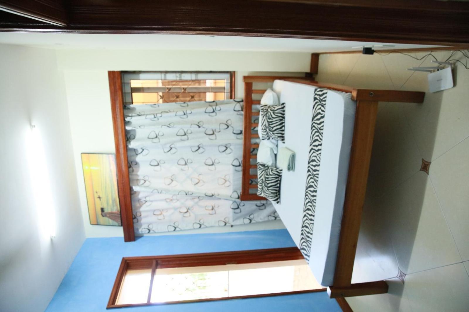 Séjour chez l'habitant Ln Nyali Private Ensuite With Swimming Pool