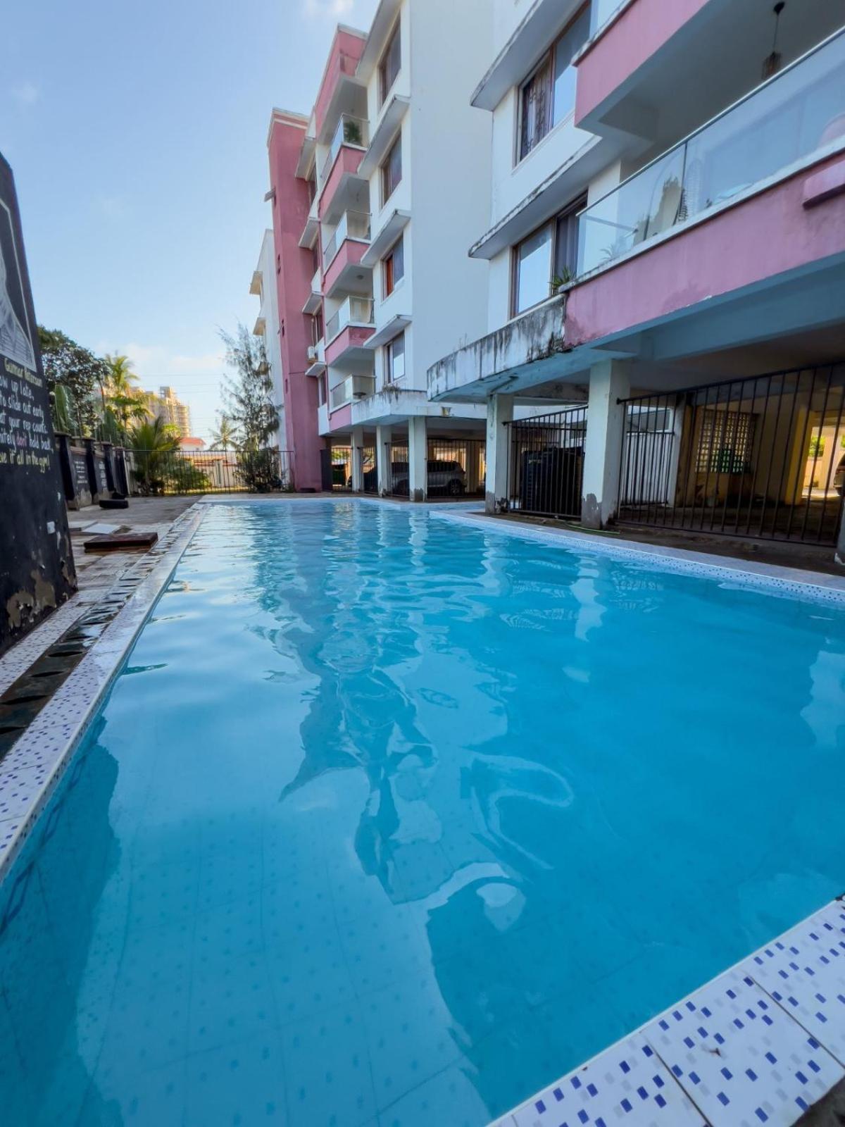 Ln Nyali Private Ensuite With Swimming Pool Séjour chez l'habitant *