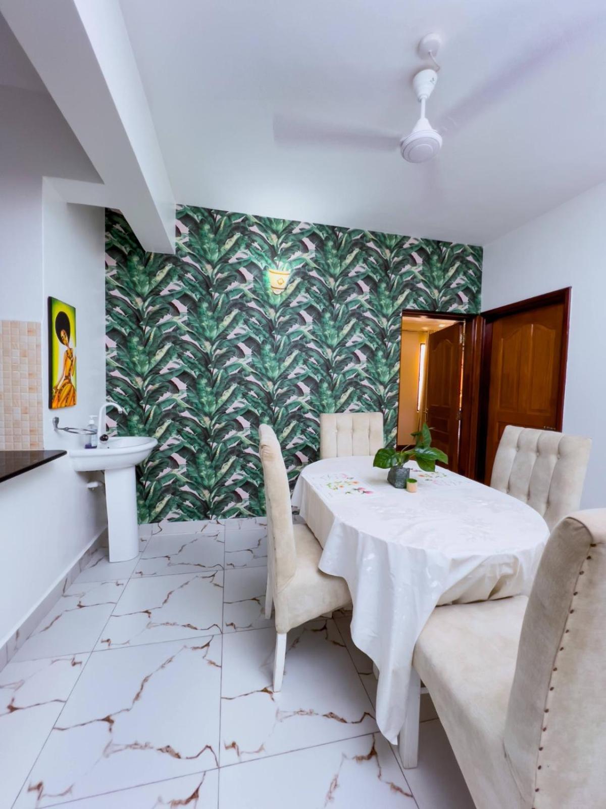 Ln Nyali Private Ensuite With Swimming Pool *